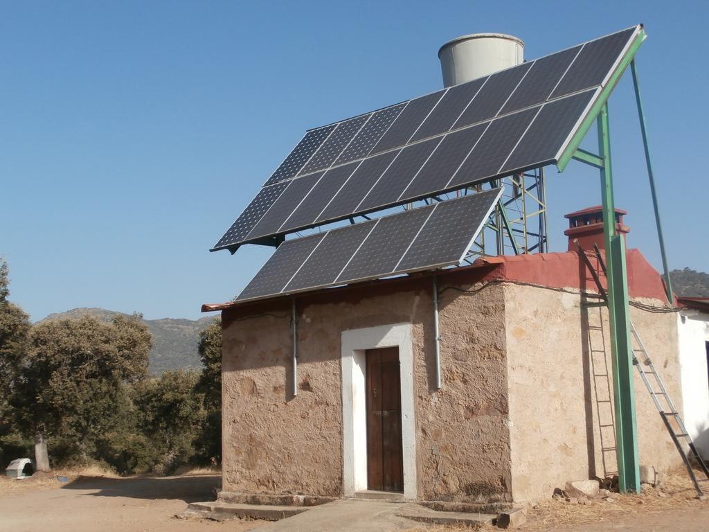 Casa Rural Las Gamitas Otel Almoharin Dış mekan fotoğraf